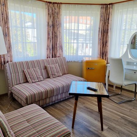 זאסניץ Hotel Waterkant מראה חיצוני תמונה
