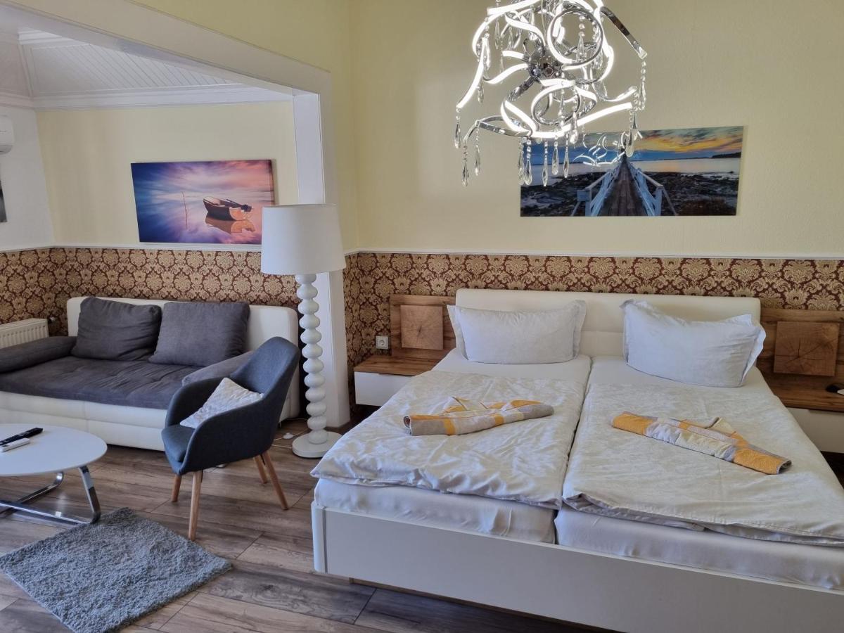 זאסניץ Hotel Waterkant מראה חיצוני תמונה
